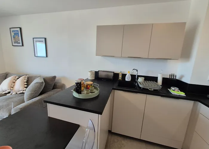 Apartamento T2 Neuf De Standing, Cosy Avec Parking *