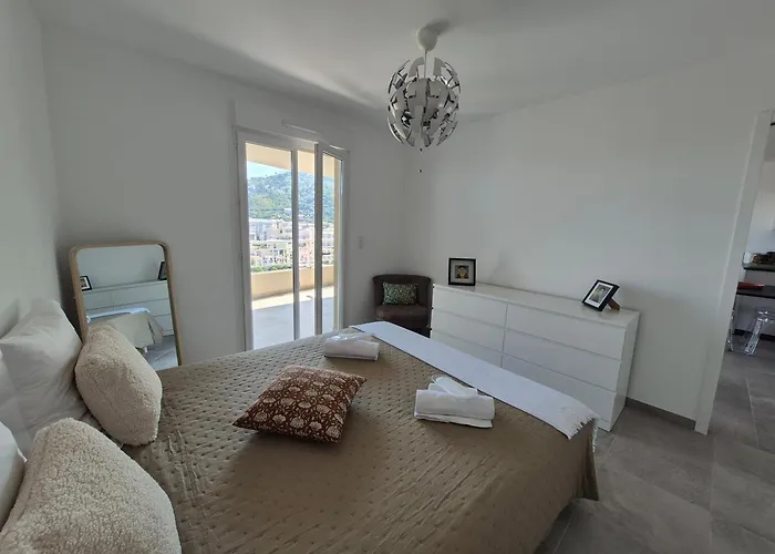 T2 Neuf De Standing, Cosy Avec Parking Bastia (Corsica)